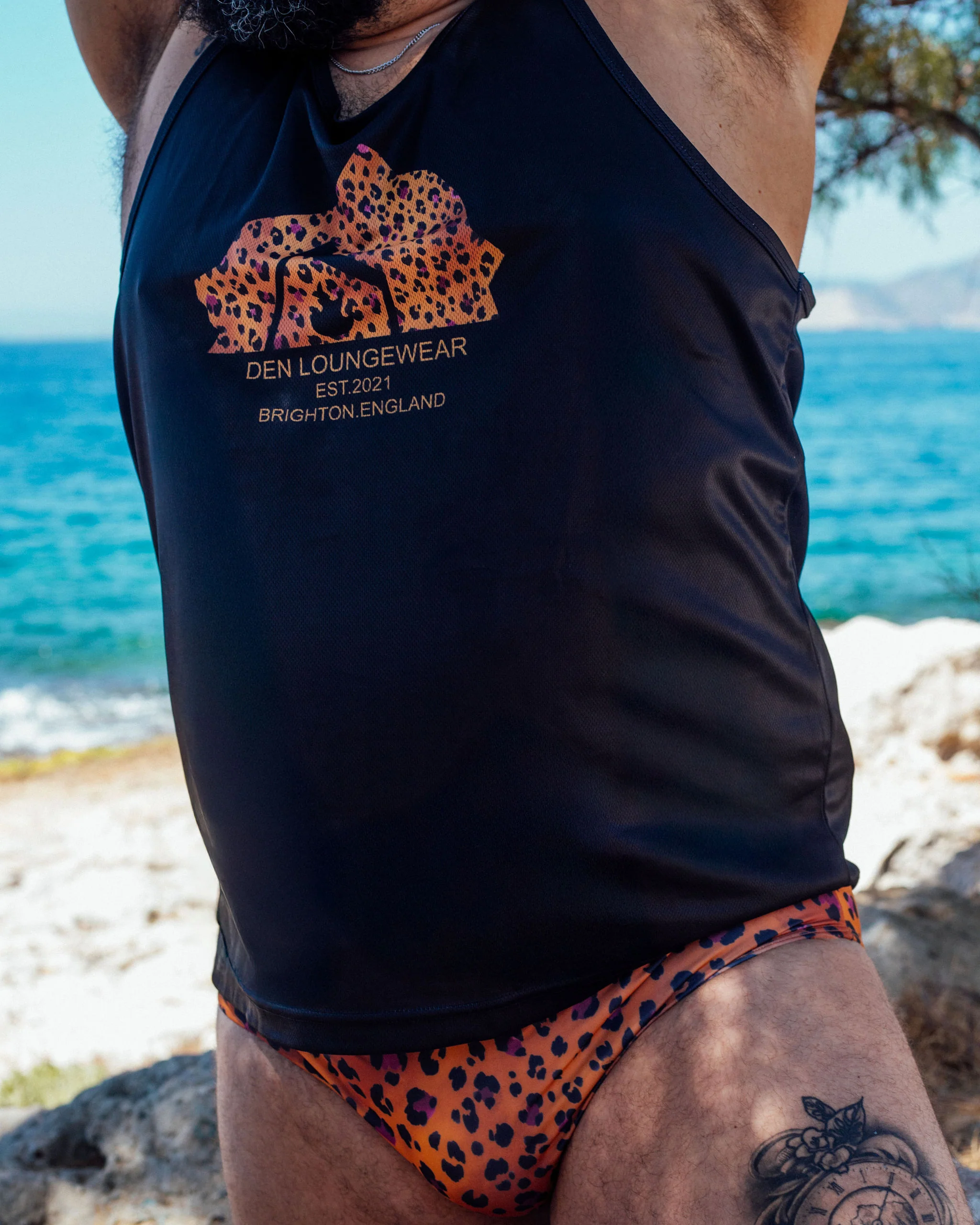 DEN Signature Vest - Black - Image 4