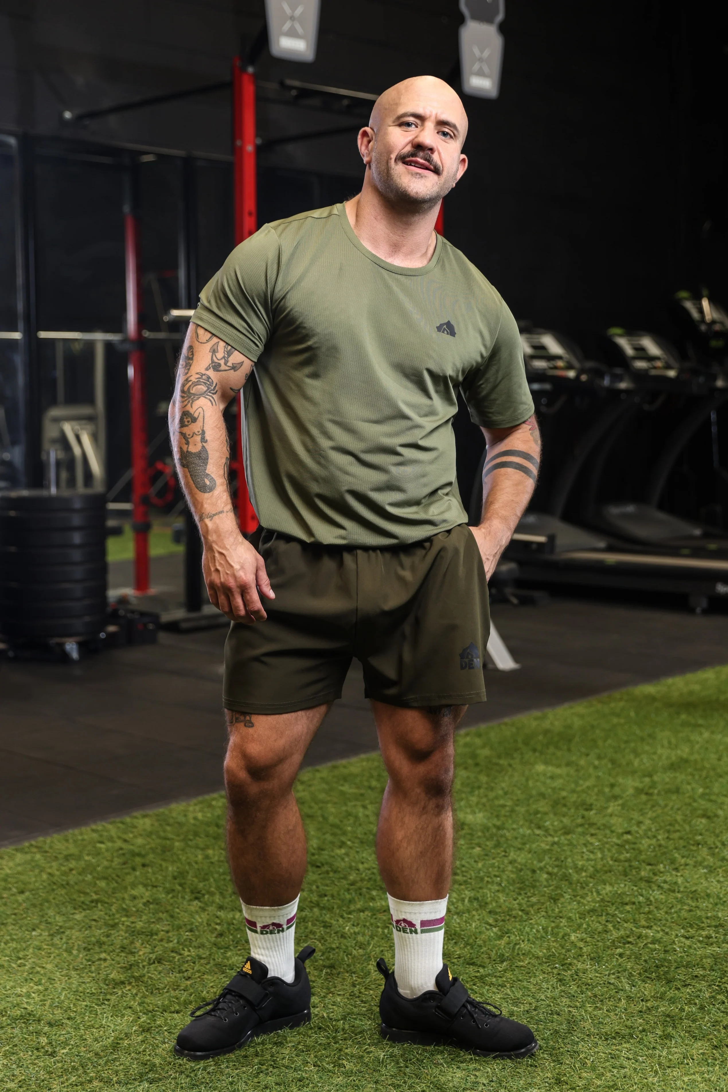 DEN x Bear Trainer Gym Tee - Olive - Image 3
